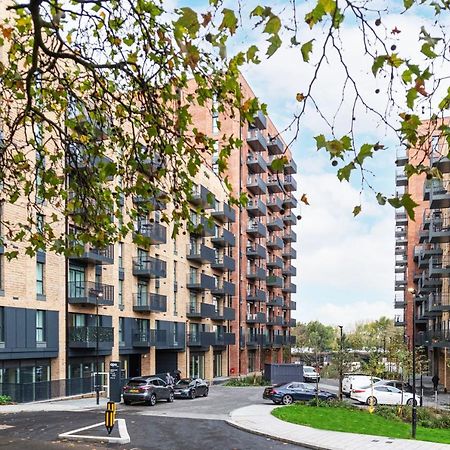 Stayo Apartments Barking Wharf London Exterior photo