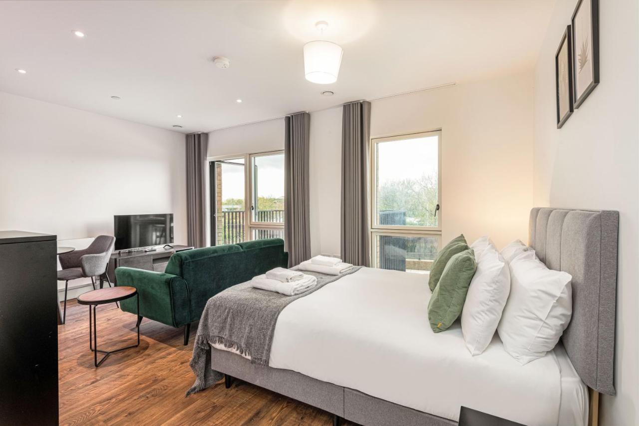 Stayo Apartments Barking Wharf London Exterior photo