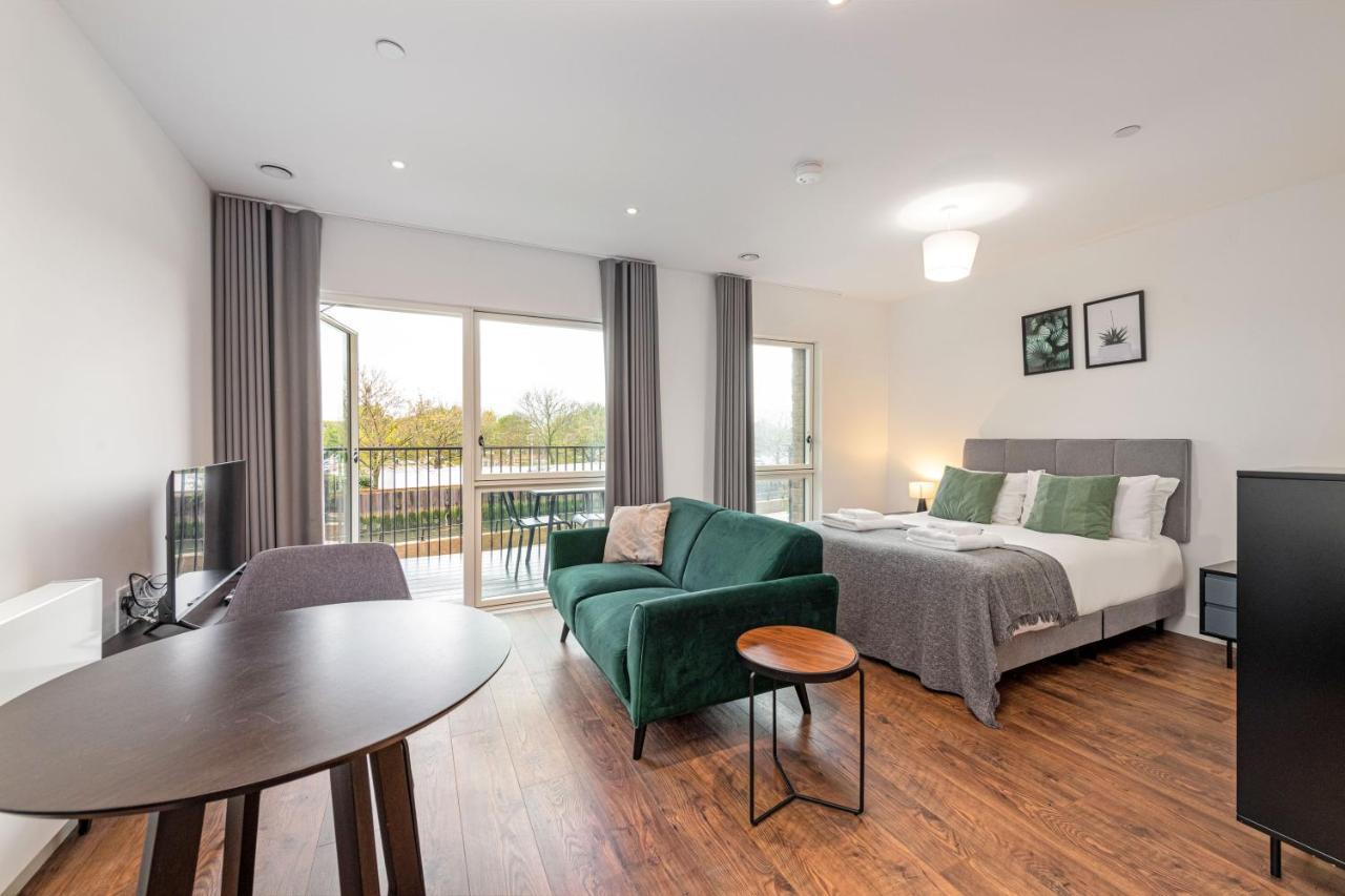 Stayo Apartments Barking Wharf London Exterior photo
