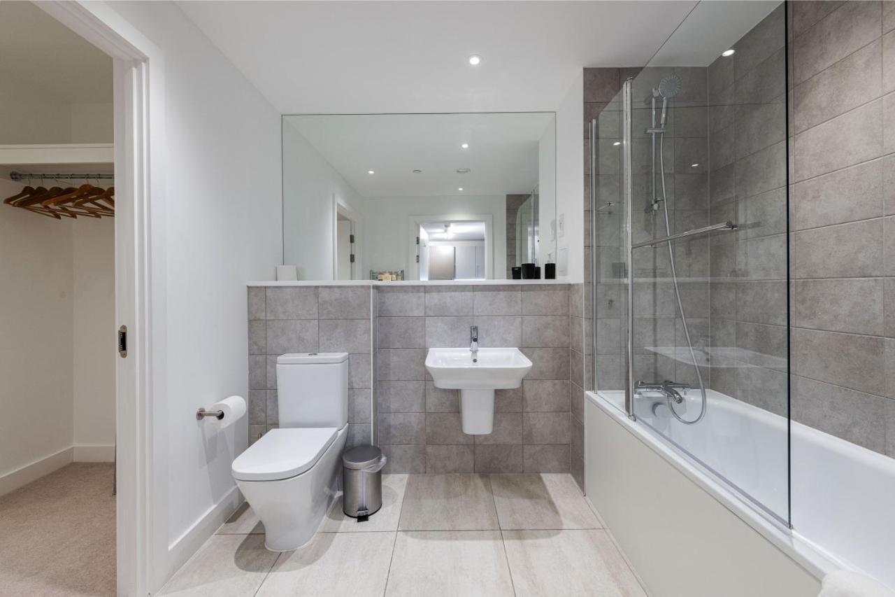 Stayo Apartments Barking Wharf London Exterior photo