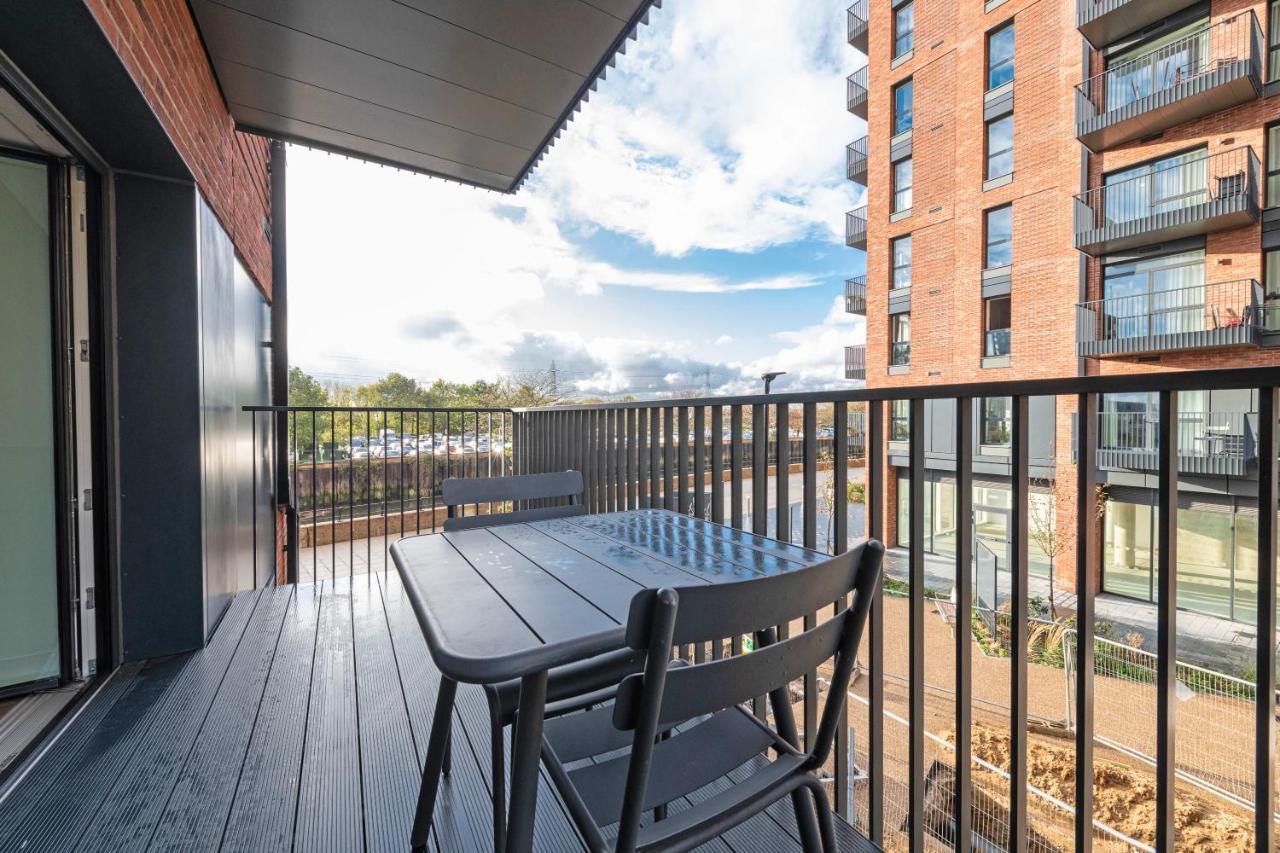 Stayo Apartments Barking Wharf London Exterior photo